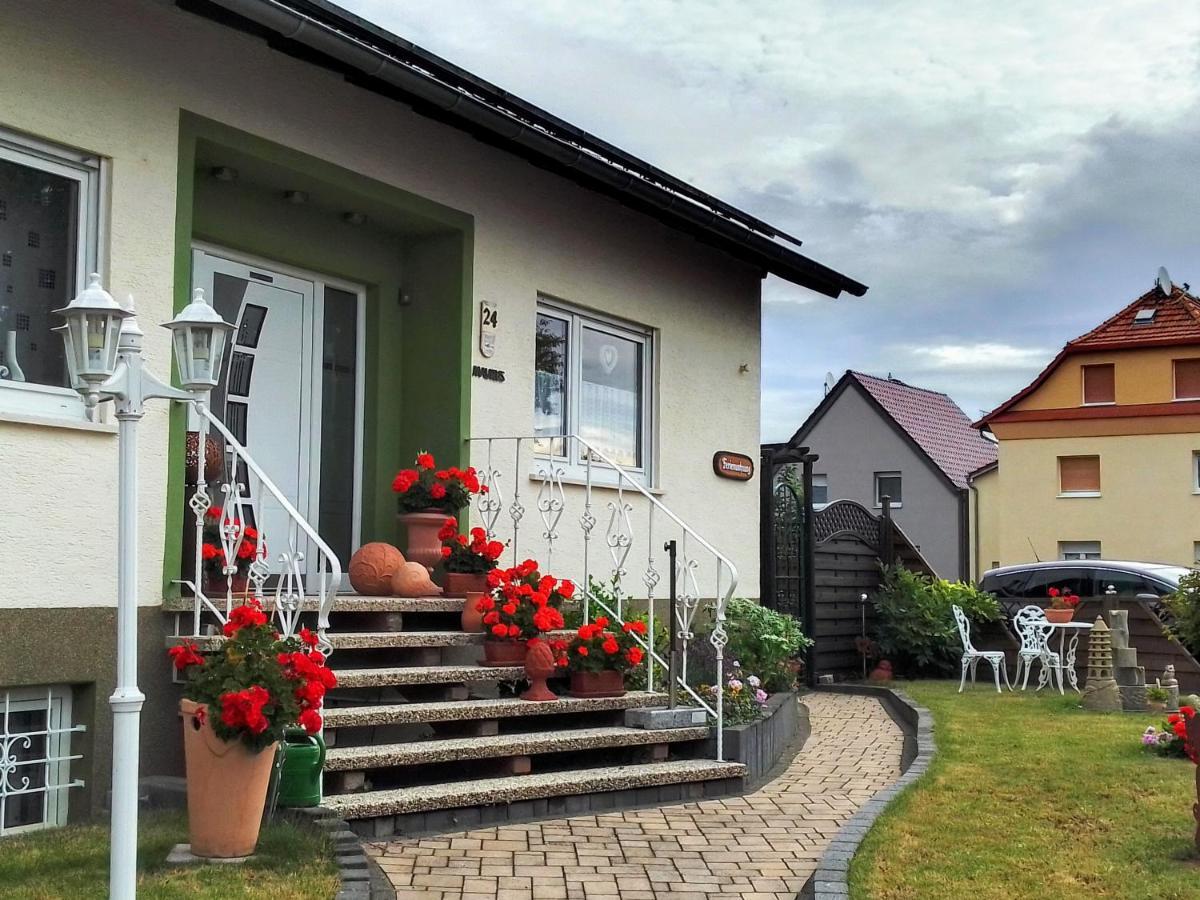 Haus Heidrun Apartment Dolgesheim Bagian luar foto